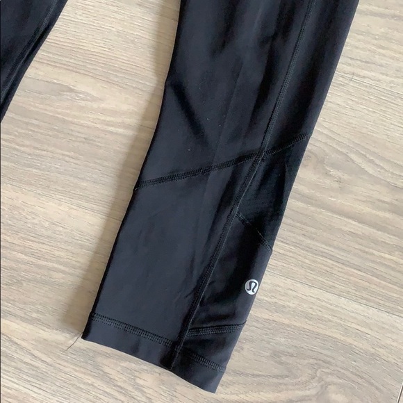 Lululemon Cropped Leggings - Picture 2 of 5